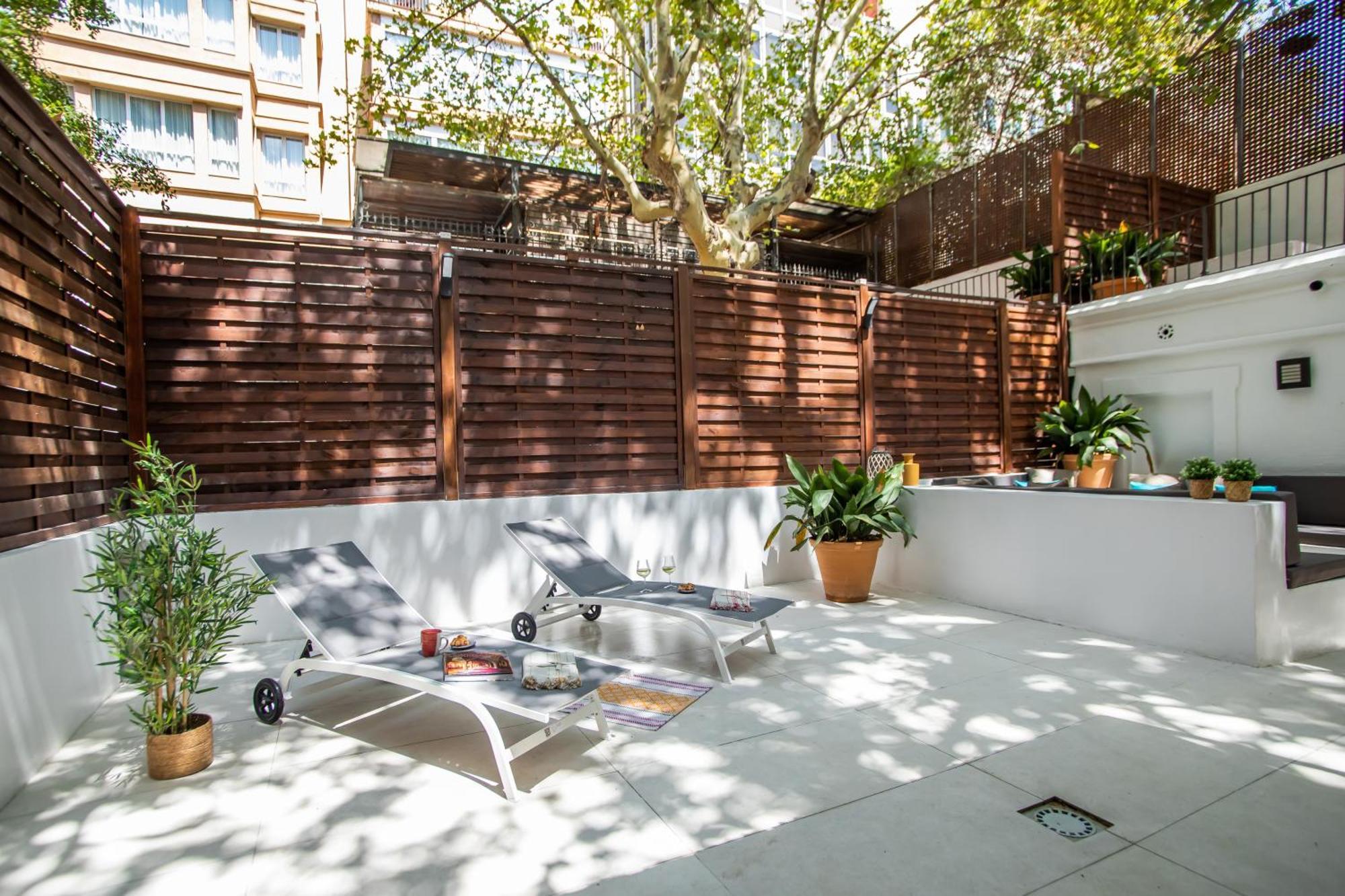 Tendency Apartments 9 Barcelona Exterior photo